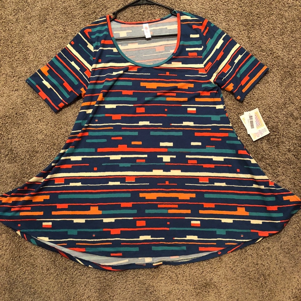 S Lularoe Perfect T